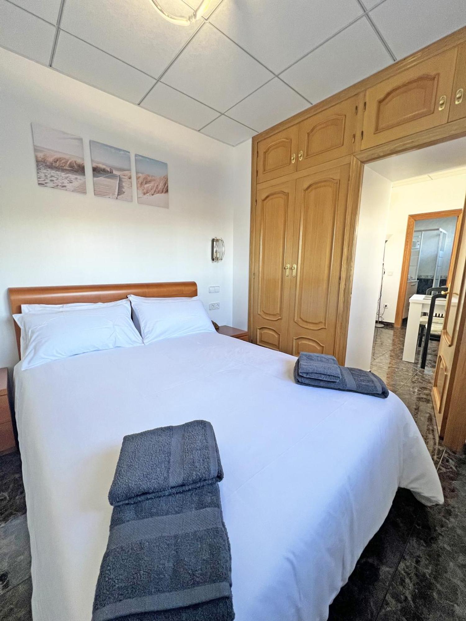 A 100 Metros De La Playa. Parking Gratuito Privado Apartamento Alicante Exterior foto
