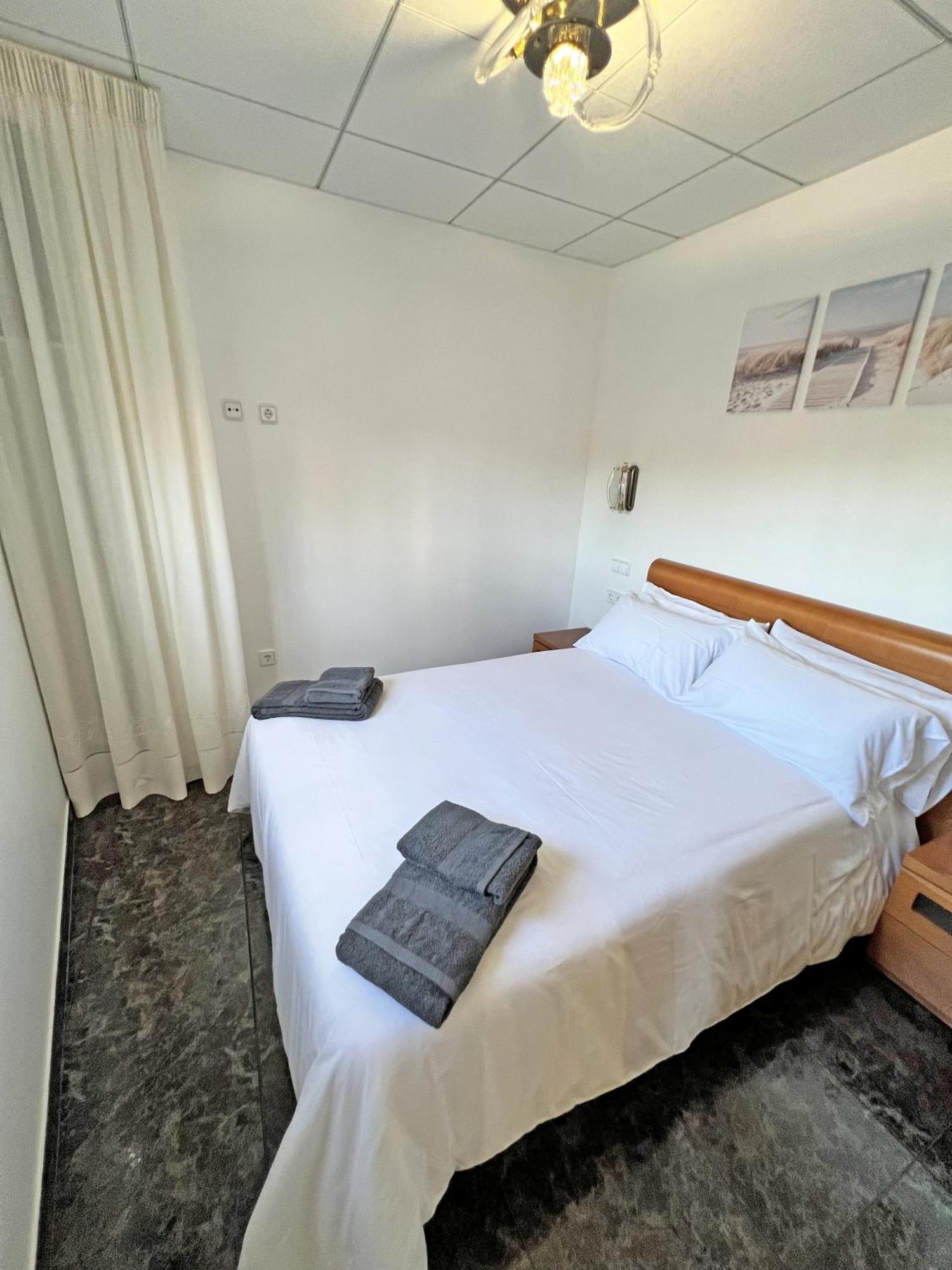 A 100 Metros De La Playa. Parking Gratuito Privado Apartamento Alicante Exterior foto